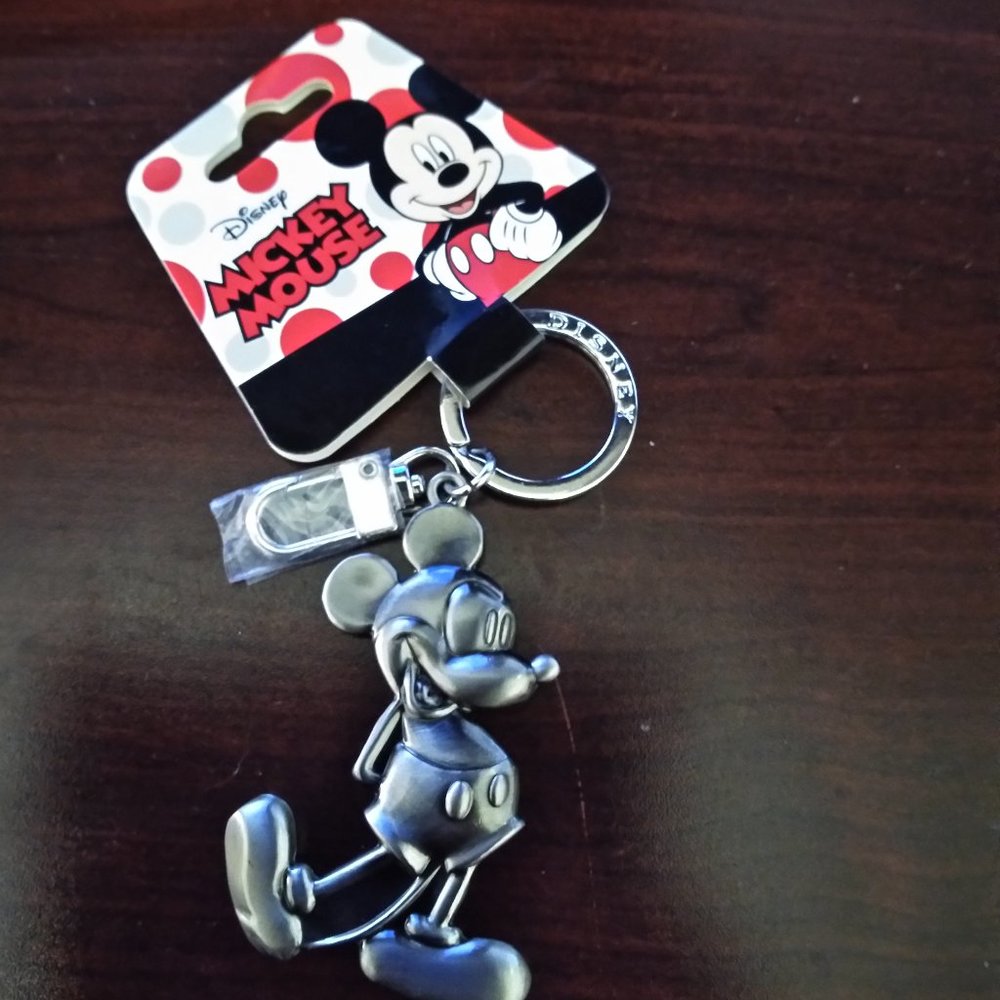 Disney Mickey Mouse Retro Pewter Metal Key Chain